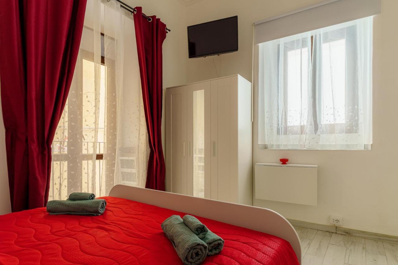 Casta Diva Holiday Rooms Катанія Екстер'єр фото