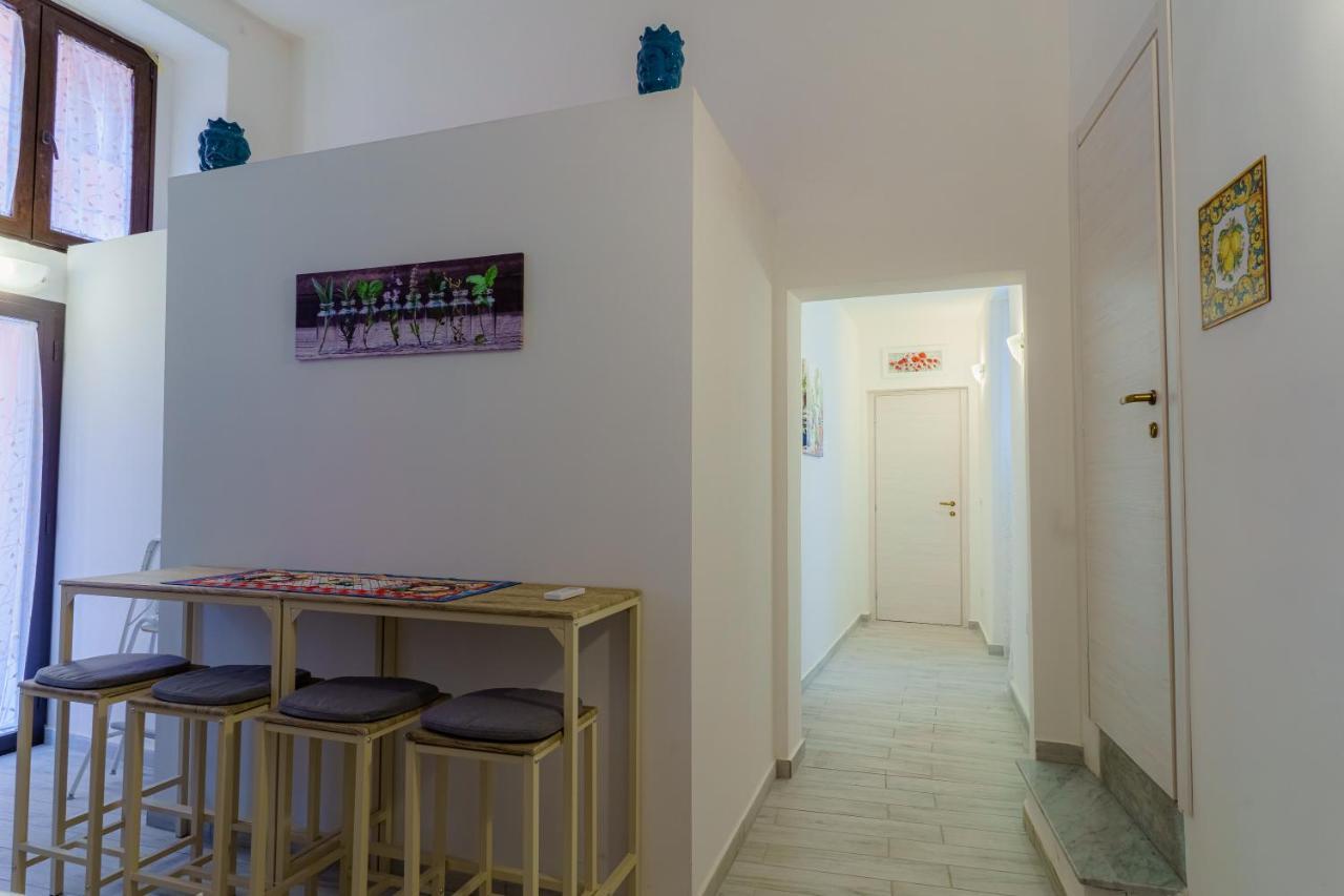 Casta Diva Holiday Rooms Катанія Екстер'єр фото