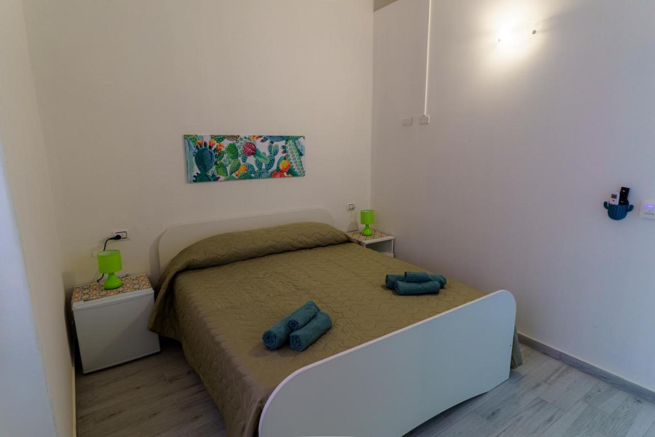 Casta Diva Holiday Rooms Катанія Екстер'єр фото